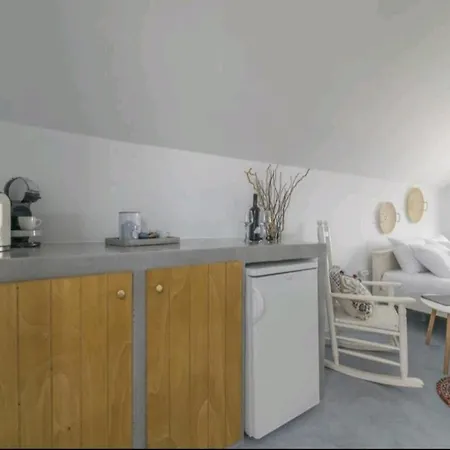 Firostefani Suites 아파트 *