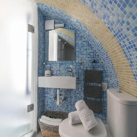 Firostefani Suites 菲罗斯特法尼